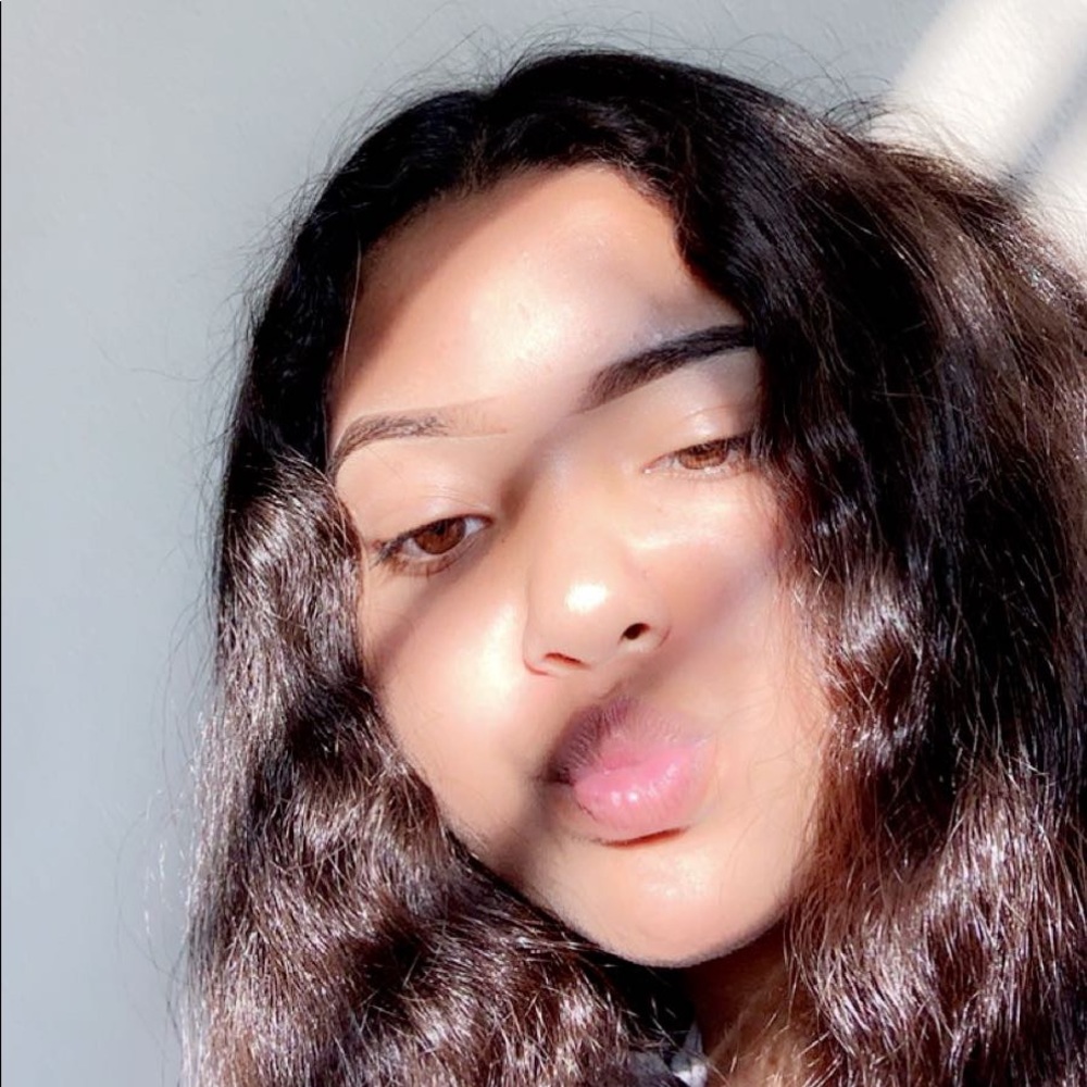 Meet your Posher, Janeyah